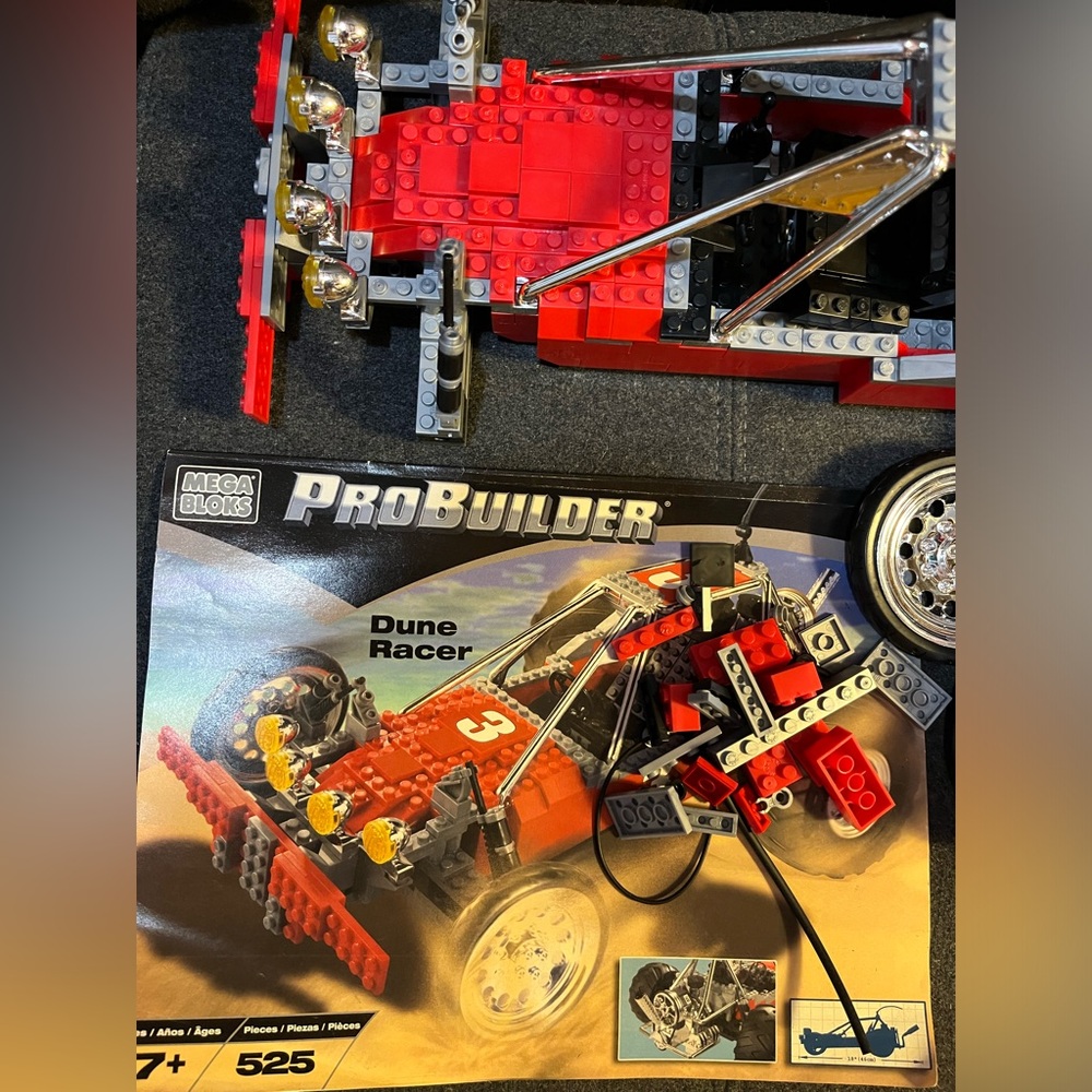 Mega Blocks Dune Racer - Picture 1 of 6